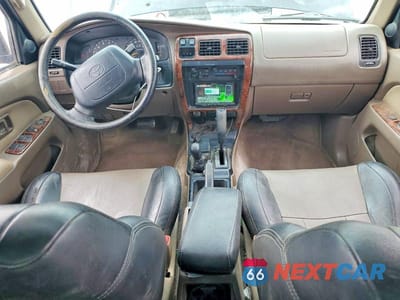 Zdjęcie 8 z 13 samochodu: 1997 TOYOTA 4RUNNER LIMITED VIN:JT3HN87R0V0059956 - miniatura