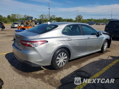 Trzecie zdjęcie samochodu z tyłu: 2019 TOYOTA CAMRY LE VIN:4T1B31HK5KU008274 - miniatura