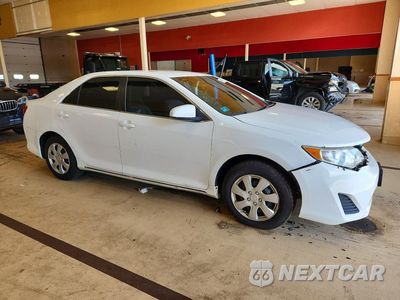 Czwarte zdjęcie samochodu z boku: 2014 TOYOTA CAMRY LE VIN:4T4BF1FK8ER424811 - miniatura