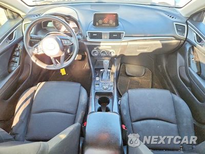 Zdjęcie 8 z 12 samochodu: 2017 MAZDA 3 SPORT VIN:3MZBN1U7XHM136410 - miniatura