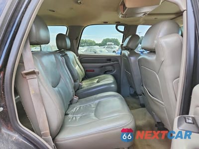 Zdjęcie 11 z 13 samochodu: 2006 GMC YUKON DENALI VIN:1GKEK63U86J105751 - miniatura