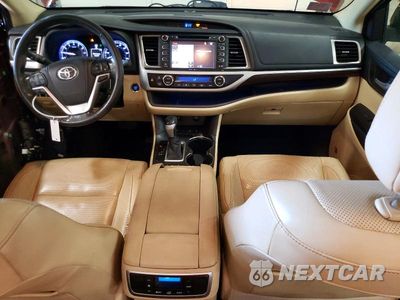 Zdjęcie 8 z 14 samochodu: 2015 TOYOTA HIGHLANDER LIMITED VIN:5TDDKRFH4FS083631 - miniatura