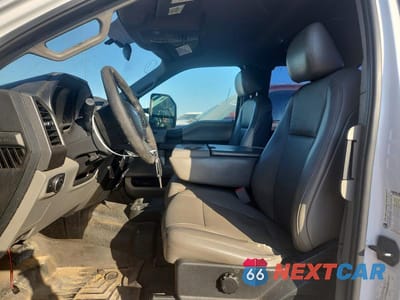 Zdjęcie 7 z 12 samochodu: 2017 FORD F250 SUPER DUTY VIN:1FT7X2B67HEC60272 - miniatura