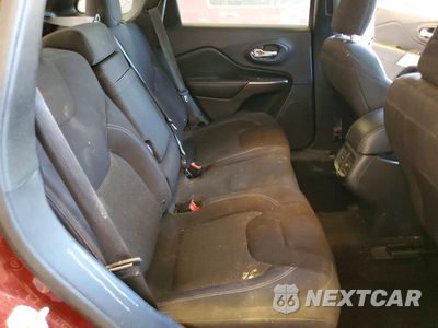 Zdjęcie 11 z 13 samochodu: 2019 JEEP CHEROKEE LATITUDE VIN:1C4PJLCB2KD286018 - miniatura