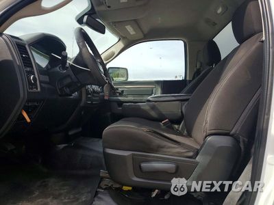 Zdjęcie 7 z 12 samochodu: 2020 RAM 1500 CLASSIC TRADESMAN VIN:3C6JR6DT2LG186343 - miniatura