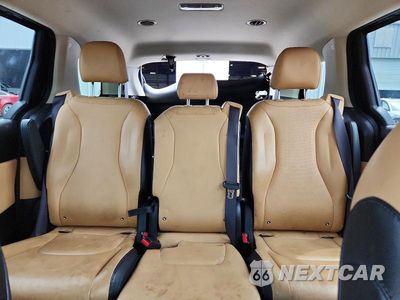 Zdjęcie 10 z 13 samochodu: 2024 KIA CARNIVAL LX VIN:KNDNB4H30R6443023 - miniatura