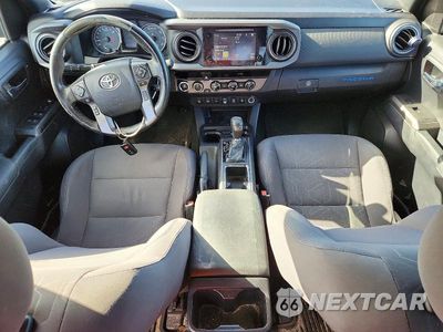 Zdjęcie 8 z 12 samochodu: 2018 TOYOTA TACOMA TRD SPORT VIN:3TMCZ5ANXJM181343 - miniatura