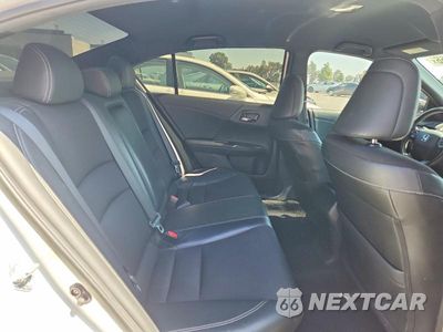 Zdjęcie 10 z 12 samochodu: 2017 HONDA ACCORD SPORT VIN:1HGCR2F52HA269352 - miniatura