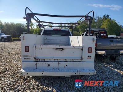 Zdjęcie 6 z 12 samochodu: 2019 CHEVROLET SILVERADO K2500 HEAVY DUTY VIN:1GC1KREG6KF192646 - miniatura