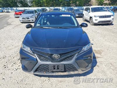 Piąte zdjęcie samochodu w środku: 2019 TOYOTA CAMRY SE VIN:4T1B11HK6KU734649 - miniatura