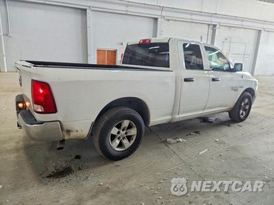Trzecie zdjęcie samochodu z tyłu: 2019 RAM 1500 CLASSIC TRADESMAN VIN:1C6RR6FT3KS742019 - miniatura