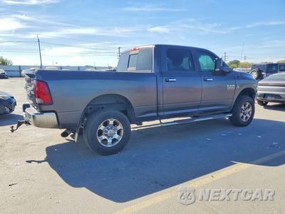 Trzecie zdjęcie samochodu z tyłu: 2016 RAM 2500 SLT VIN:3C6UR5DL2GG120677 - miniatura