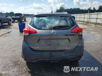 Zdjęcie 6 z 12 samochodu: 2019 NISSAN KICKS S VIN:3N1CP5CU7KL540474 - miniatura