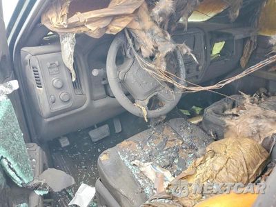 Zdjęcie 8 z 12 samochodu: 2014 CHEVROLET SILVERADO K1500 LT VIN:3GCUKREC7EG570972 - miniatura