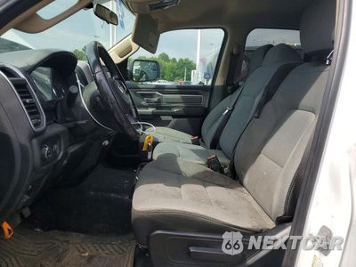 Zdjęcie 7 z 12 samochodu: 2020 RAM 1500 BIG HORN/LONE STAR VIN:1C6RRFBG8LN289864 - miniatura