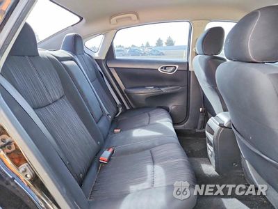 Zdjęcie 10 z 12 samochodu: 2018 NISSAN SENTRA SV VIN:3N1AB7AP1JY262218 - miniatura
