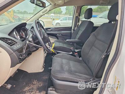 Zdjęcie 7 z 13 samochodu: 2020 DODGE GRAND CARAVAN SE VIN:2C4RDGBGXLR224630 - miniatura