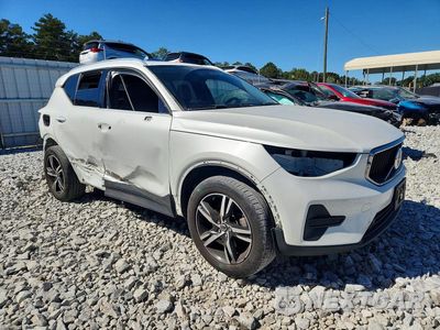 Czwarte zdjęcie samochodu z boku: 2023 VOLVO XC40 CORE VIN:YV4L12UK8P2054613 - miniatura