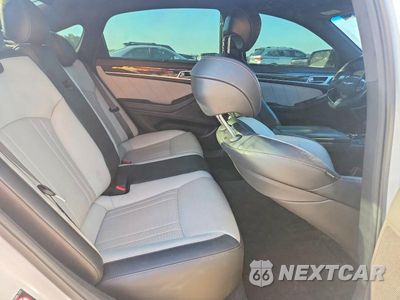 Zdjęcie 10 z 12 samochodu: 2018 GENESIS G80 SPORT VIN:KMHGN4JB9JU244114 - miniatura
