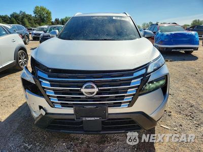 Piąte zdjęcie samochodu w środku: 2025 NISSAN ROGUE SV VIN:JN8BT3BB8SW149423 - miniatura
