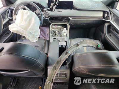 Zdjęcie 8 z 12 samochodu: 2025 MAZDA CX-90 PREMIUM PLUS VIN:JM3KKEHA3S1233257 - miniatura