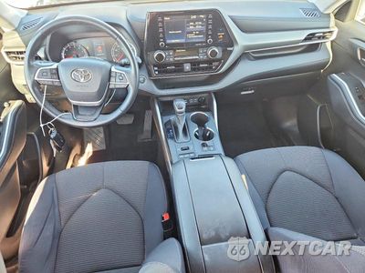 Zdjęcie 8 z 12 samochodu: 2022 TOYOTA HIGHLANDER LE VIN:5TDBZRBH3NS212367 - miniatura