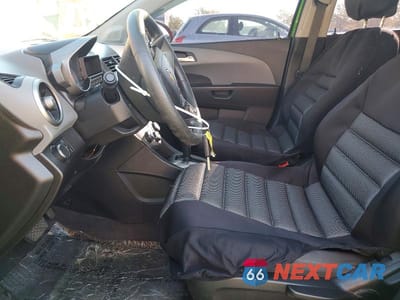 Zdjęcie 7 z 12 samochodu: 2016 CHEVROLET SONIC LT VIN:1G1JC6SB3G4105852 - miniatura