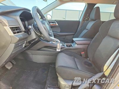 Zdjęcie 7 z 13 samochodu: 2024 MITS OUTLANDER PHEV VIN:JA4T5UA97RZ033132 - miniatura