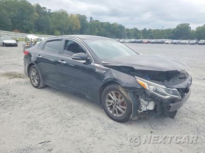 Czwarte zdjęcie samochodu z boku: 2019 KIA OPTIMA LX VIN:5XXGT4L3XKG325856 - miniatura