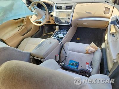 Zdjęcie 8 z 12 samochodu: 2016 NISSAN ALTIMA 2.5 S VIN:1N4AL3AP5GC205806 - miniatura