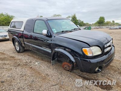 Czwarte zdjęcie samochodu z boku: 2003 TOYOTA TUNDRA SR5 VIN:5TBRT34113S436417 - miniatura