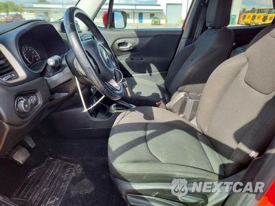 Zdjęcie 7 z 13 samochodu: 2015 JEEP RENEGADE LATITUDE VIN:ZACCJBBT5FPB31330 - miniatura