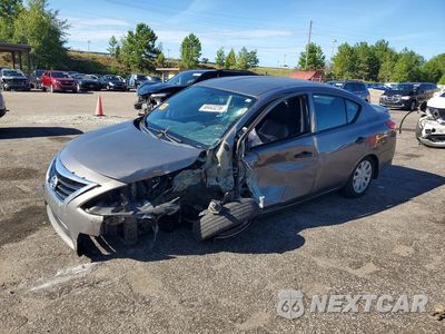 2017 NISSAN VERSA 1.6 S PLUS 3N1CN7AP8HL904103 - główne zdjęcie licytacji z USA - miniatura