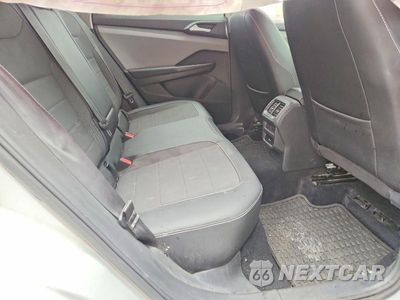 Zdjęcie 10 z 12 samochodu: 2022 VOLKSWAGEN TAOS SE VIN:3VVRX7B2XNM037184 - miniatura