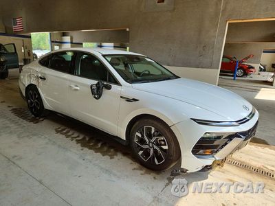 Czwarte zdjęcie samochodu z boku: 2025 HYUNDAI SONATA SEL VIN:KMHL64JA0SA487168 - miniatura