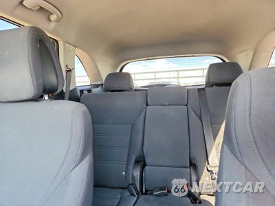 Zdjęcie 10 z 13 samochodu: 2016 KIA SORENTO LX VIN:5XYPG4A32GG004548 - miniatura