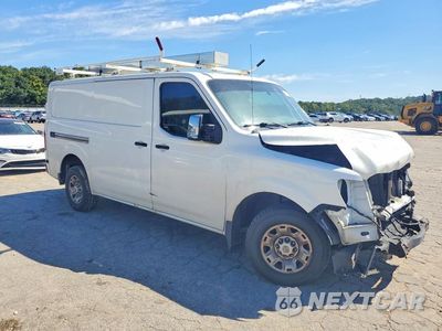 Czwarte zdjęcie samochodu z boku: 2020 NISSAN NV 2500 HD SV VIN:1N6BF0KY5LN809699 - miniatura