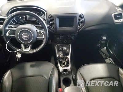 Zdjęcie 8 z 13 samochodu: 2019 JEEP COMPASS LATITUDE VIN:3C4NJDBBXKT654289 - miniatura