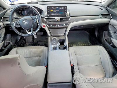 Zdjęcie 8 z 13 samochodu: 2019 HONDA ACCORD TOURING VIN:1HGCV2F98KA025260 - miniatura