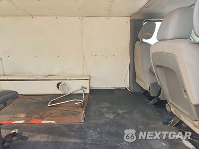 Zdjęcie 11 z 13 samochodu: 2012 NISSAN NV2500 DELIVERY VAN VIN:1N6BF0KM5CN115480 - miniatura