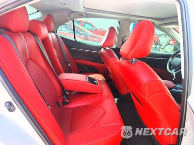 Zdjęcie 10 z 12 samochodu: 2019 TOYOTA CAMRY XSE VIN:4T1B61HK6KU275284 - miniatura