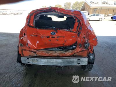 Zdjęcie 6 z 12 samochodu: 2013 TOYOTA PRIUS C TWO VIN:JTDKDTB38D1050313 - miniatura
