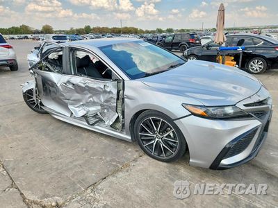 Czwarte zdjęcie samochodu z boku: 2021 TOYOTA CAMRY SE VIN:4T1G11AK6MU538729 - miniatura