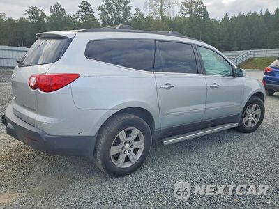 Trzecie zdjęcie samochodu z tyłu: 2011 CHEVROLET TRAVERSE LT VIN:1GNKRGED1BJ195999 - miniatura