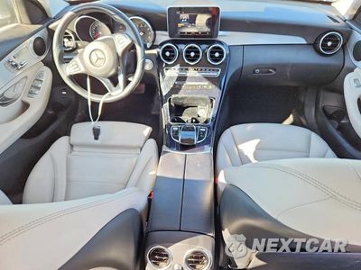 Zdjęcie 8 z 12 samochodu: 2015 MERCEDES-BENZ C 300 4MATIC VIN:55SWF4KB8FU036042 - miniatura