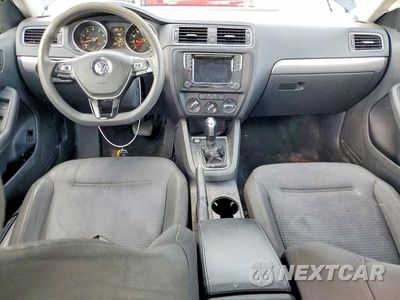 Zdjęcie 8 z 12 samochodu: 2016 VOLKSWAGEN JETTA SE VIN:3VWD67AJ8GM259825 - miniatura