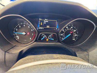 Zdjęcie 9 z 12 samochodu: 2016 FORD FOCUS SE VIN:1FADP3K21GL399013 - miniatura