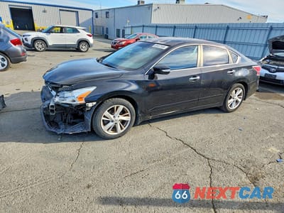 2015 NISSAN ALTIMA 2.5 SV 1N4AL3AP5FC428751 - główne zdjęcie licytacji z USA - miniatura