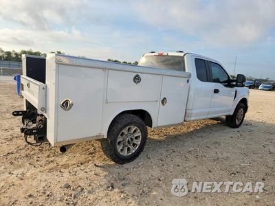 Trzecie zdjęcie samochodu z tyłu: 2022 FORD F250 SUPER DUTY VIN:1FD7X2A67NEE94758 - miniatura