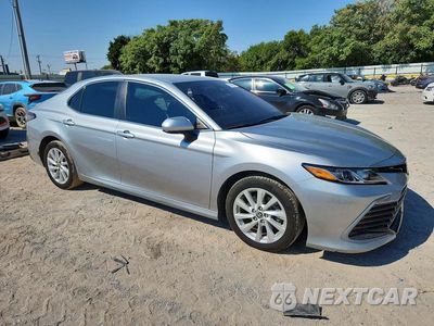 Czwarte zdjęcie samochodu z boku: 2023 TOYOTA CAMRY LE VIN:4T1C11AK4PU093314 - miniatura